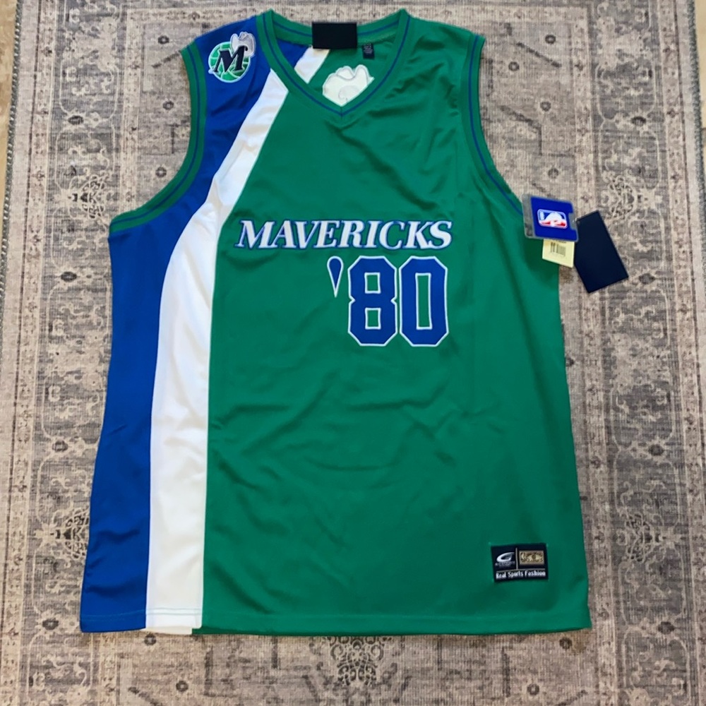 NWT Dallas Mavericks Throwback Jersey